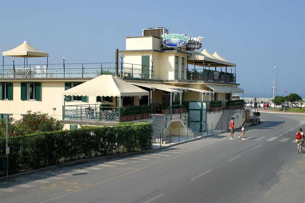Hotel Turandot Torre del Lago Puccini Buitenkant foto